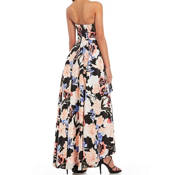 High low dress - Picture 2 of 3